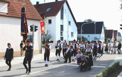 Festzug zur Verkehrsfreigabe Ortsdurchfahrt Zöschingen